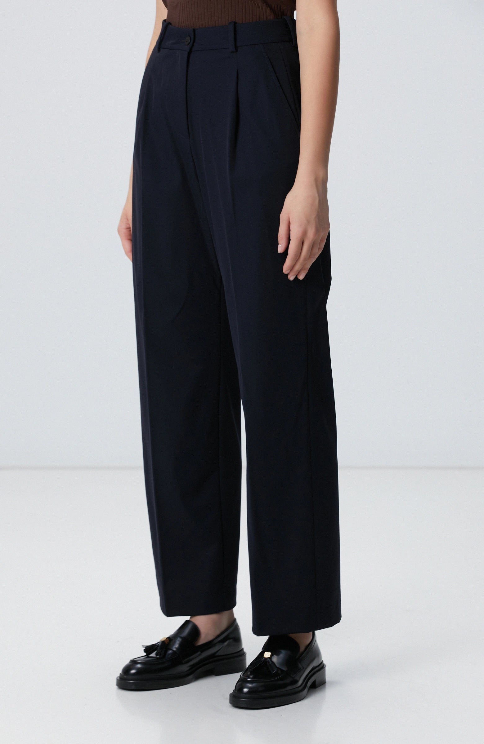 Pantalon pour femmes 2025 02