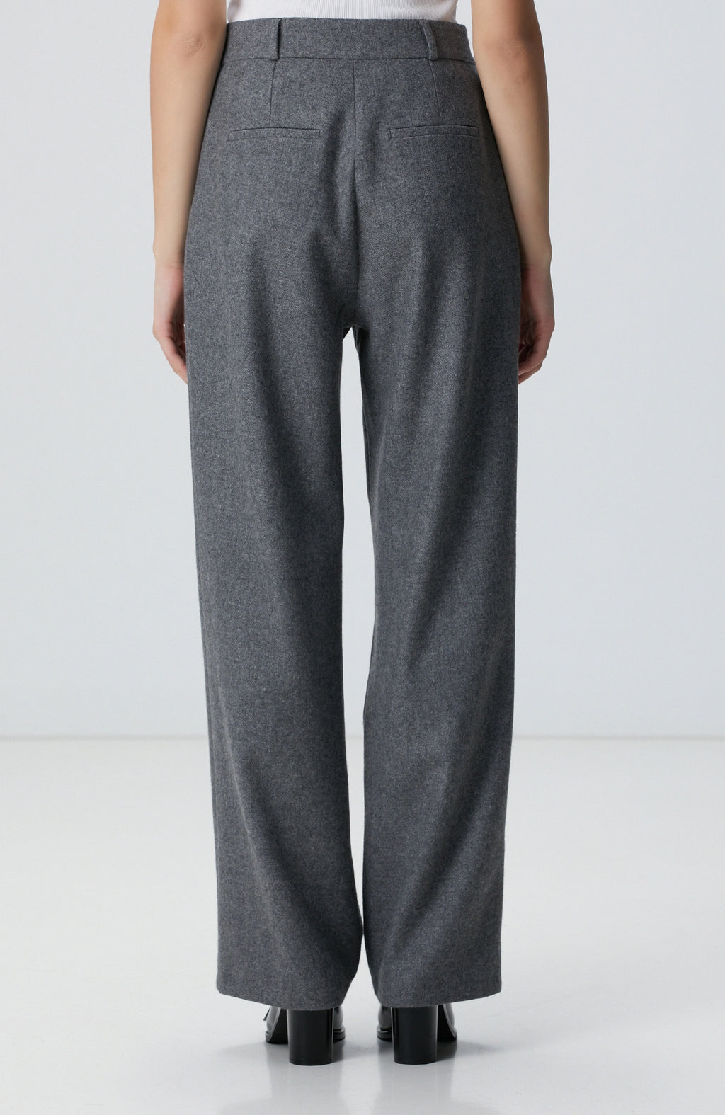 Pantalon pour femmes 2025 07